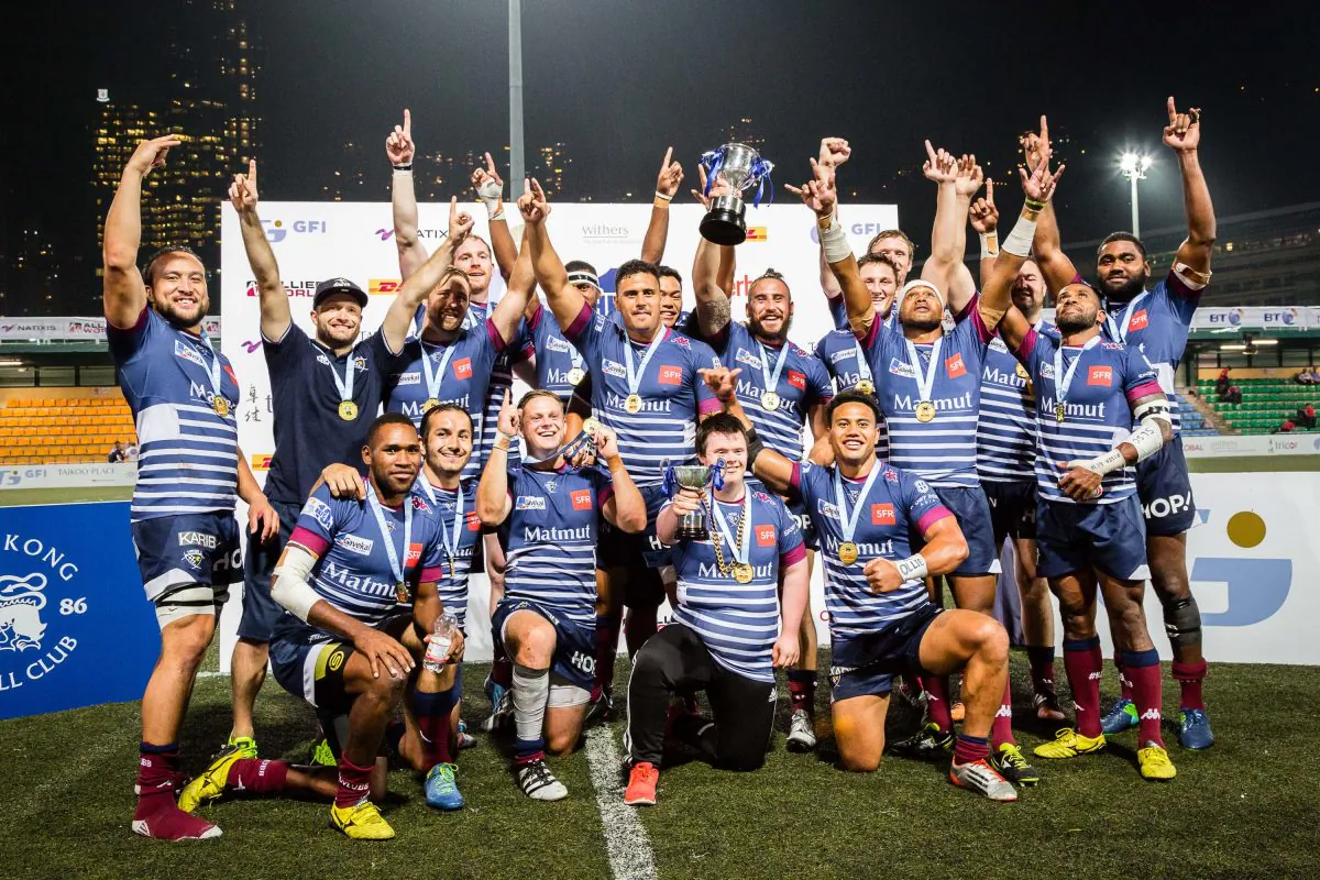 UBB Gravekal celebrate winning the GFI HKFC Rugby 10’s just edging last years winners Penguin Internationls
with a sensational last seconds drop-goal, at KFC on Thursday April 6.