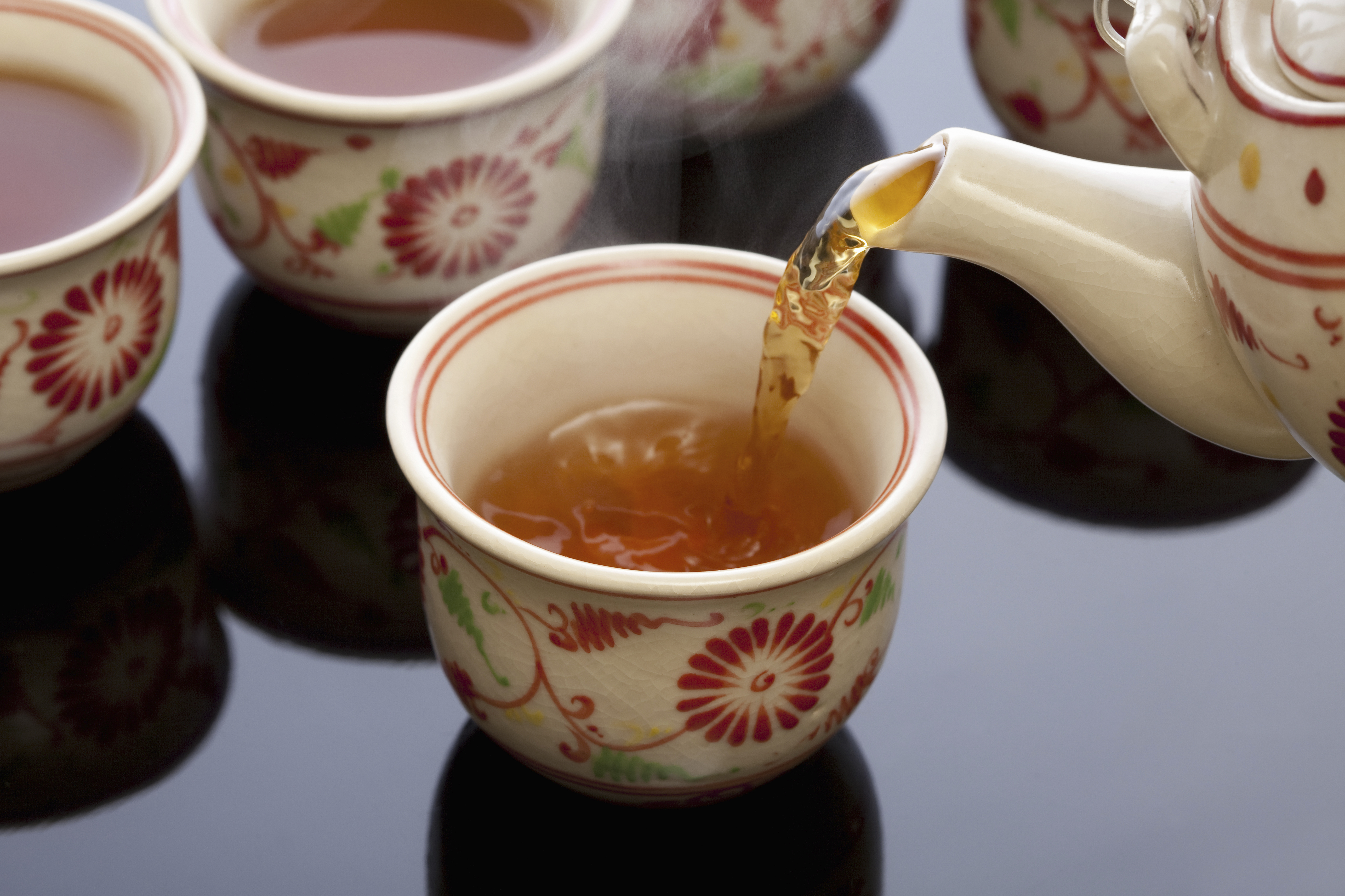 Pour Yourself a Cup of Catechins and Slash Your Risk of Cancer - Vimarsana News