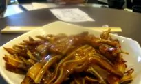 Ottawa Restaurateur Keeps Family’s Hakka Culinary Heritage Alive