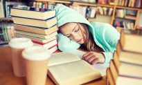 Irregular Sleep Tied to Worse Grades