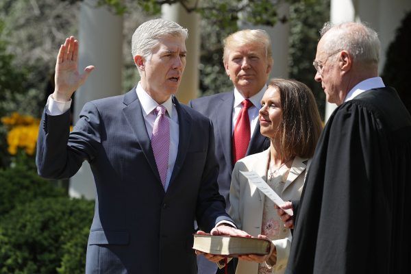 Epoch Times Photo