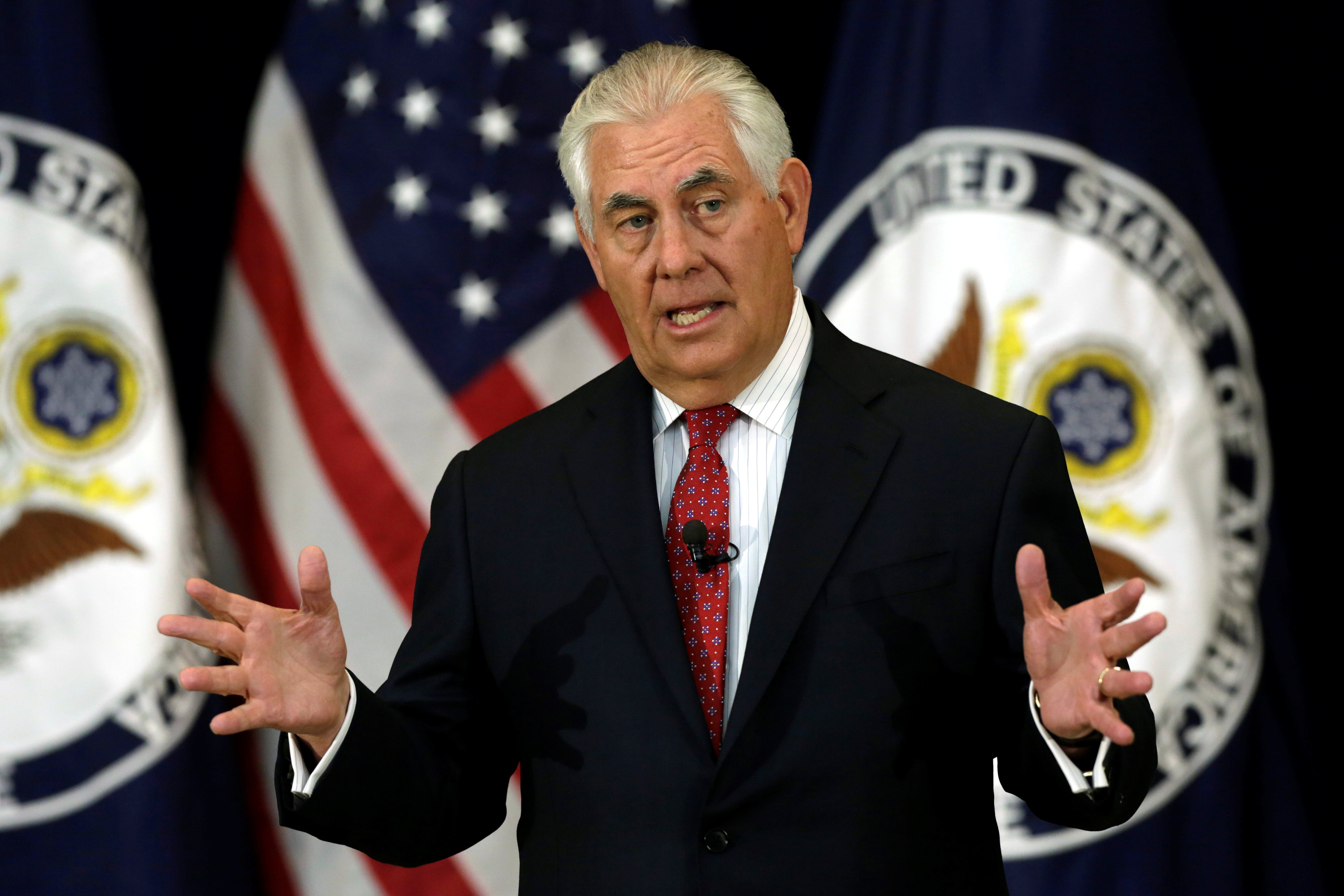 Secretary of State Rex Tillerson delivers remarks to the employees at the State Department in Washington on May 3, 2017. (REUTERS/Yuri Gripas)