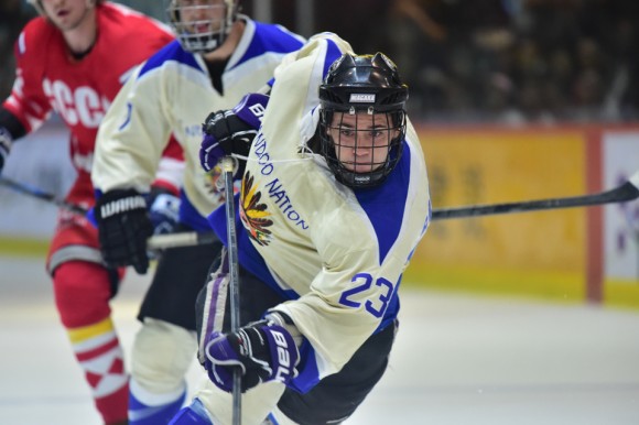 Pandoo Nation's Goodwin putting his heart into the final of the Mega Ice 2017 Hockey 5's against Totachi CCCP, on May 6, 2017. (Bill Cox/Epoch Times)