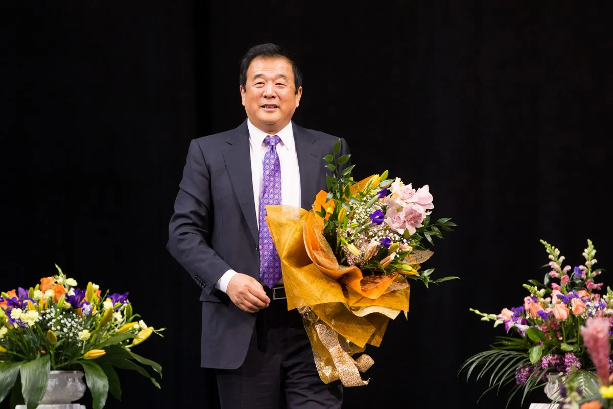 Mr. Li Hongzhi, the founder of Falun Gong, attends the 2017 New York Falun Dafa Experience Sharing Conference at Barclays Center, Brooklyn, on May 14, 2017. (Larry Dye/The Epoch Times)