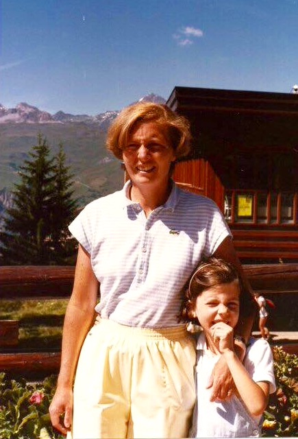 Young Sibylle Eschapasse and her mother. (Rene-Victor Eschapasse)