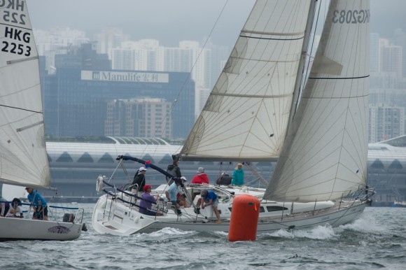 'Scintilla' competing in the RHKYC Spring REgatta in Victoria Harbour on May 20, 2017. (Bill Cox/Epoch Times)
