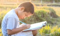 6 Reasons To Encourage Your Children to Keep a Summer Journal
