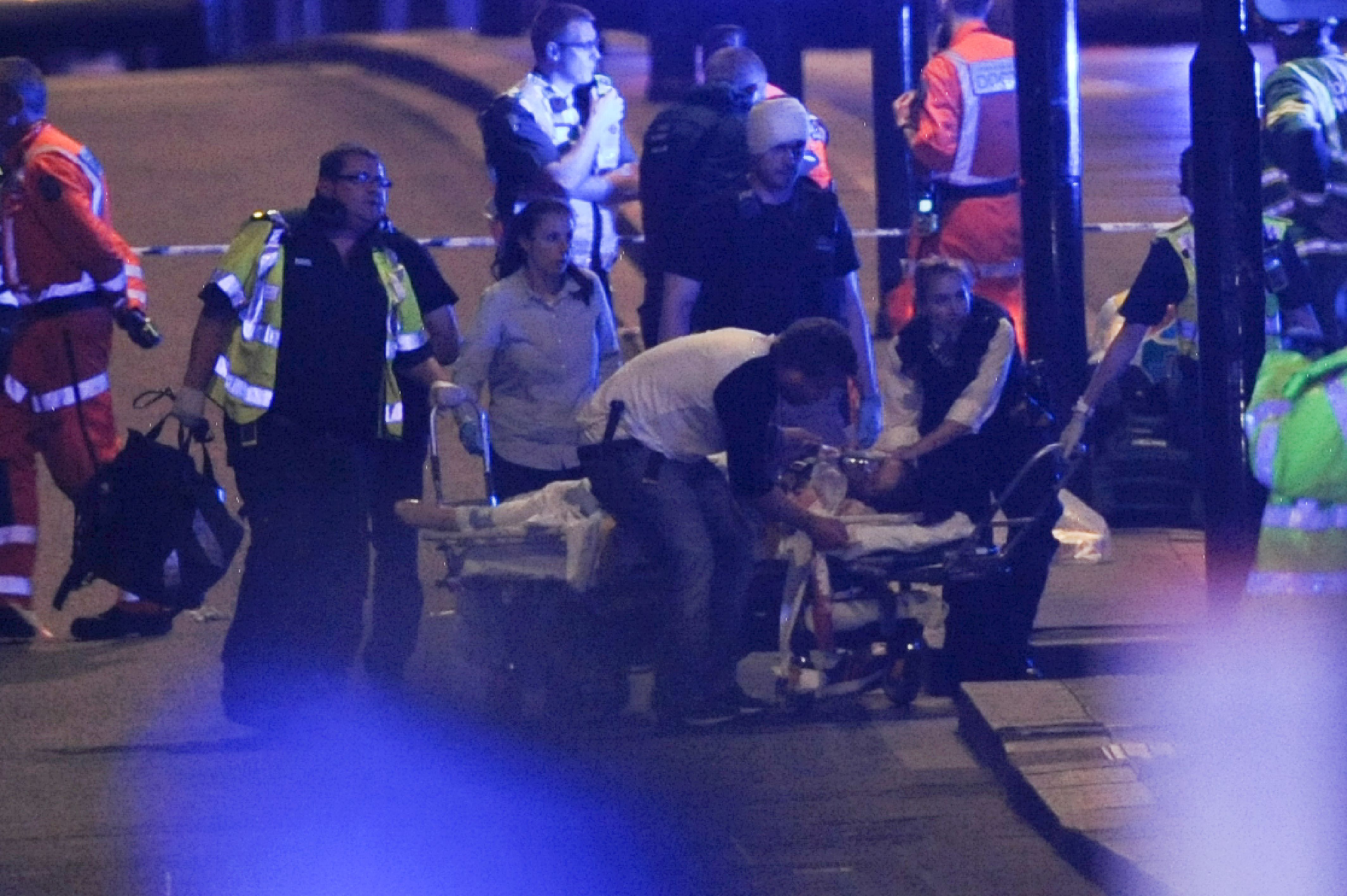 Убитые в лондоне. Теракт на лондонском мосту 2017. Трупов теракта в Лондоне 2005. Великобритания теракт 2005 год метро.