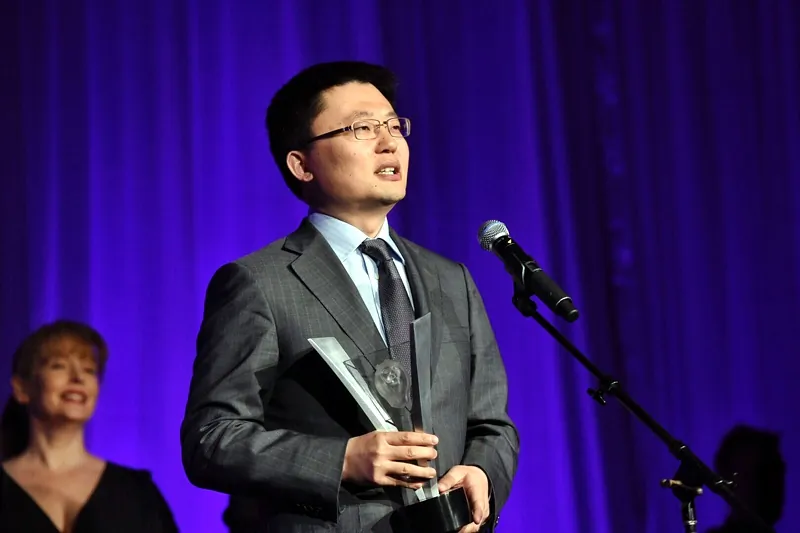 Vancouver director Leon Lee speaks after receiving a Leo Award in four categories for “Avenues of Escape” on June 3 at the Hyatt Regency Hotel in Vancouver. (Epoch Times)