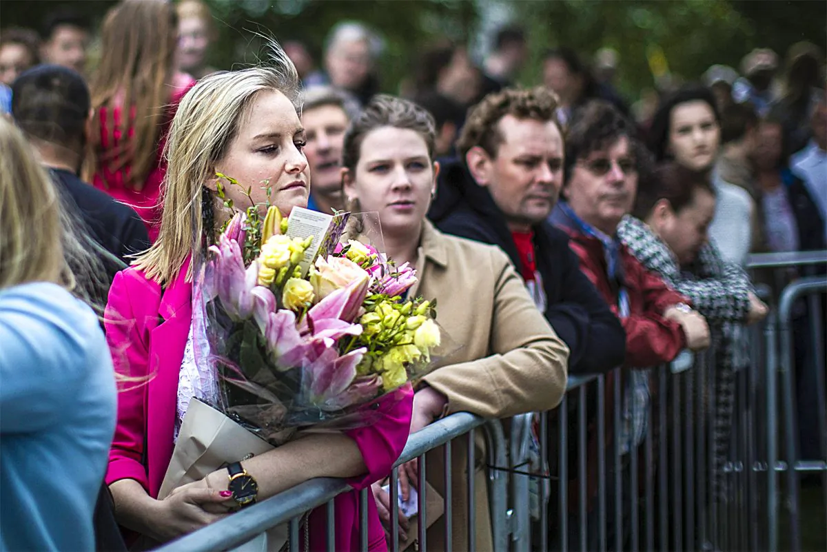 People attend a vigil for the victims of the London Bridge terror attack in Potters Fields Park, London, on June 5. (DAN KITWOOD/GETTY IMAGES)