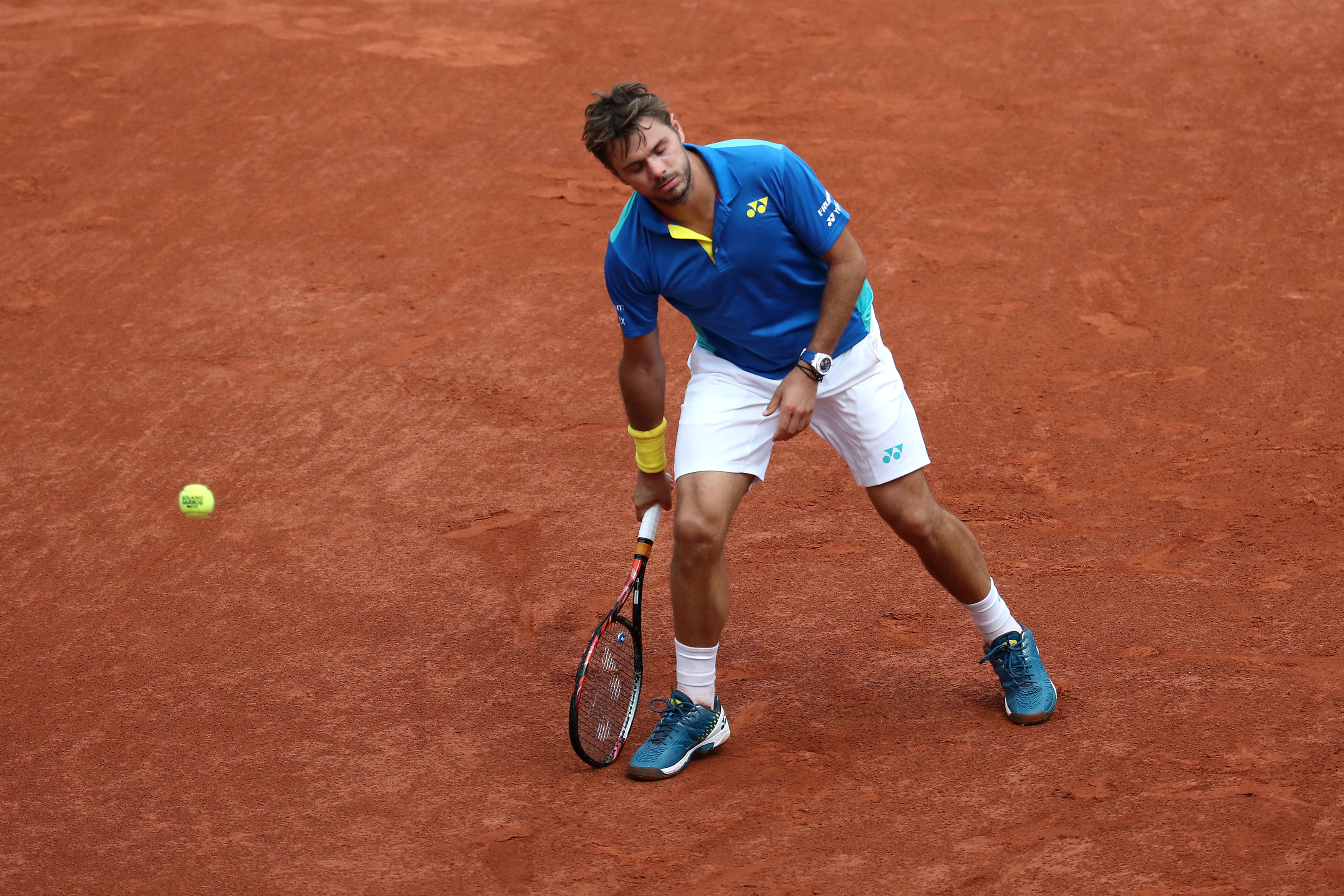 Switzerland's Stan Wawrinka looks dejected during the final against Spain's Rafael Nadal in Paris, France on June 11, 2017 (Reuters/Pascal Rossignol)