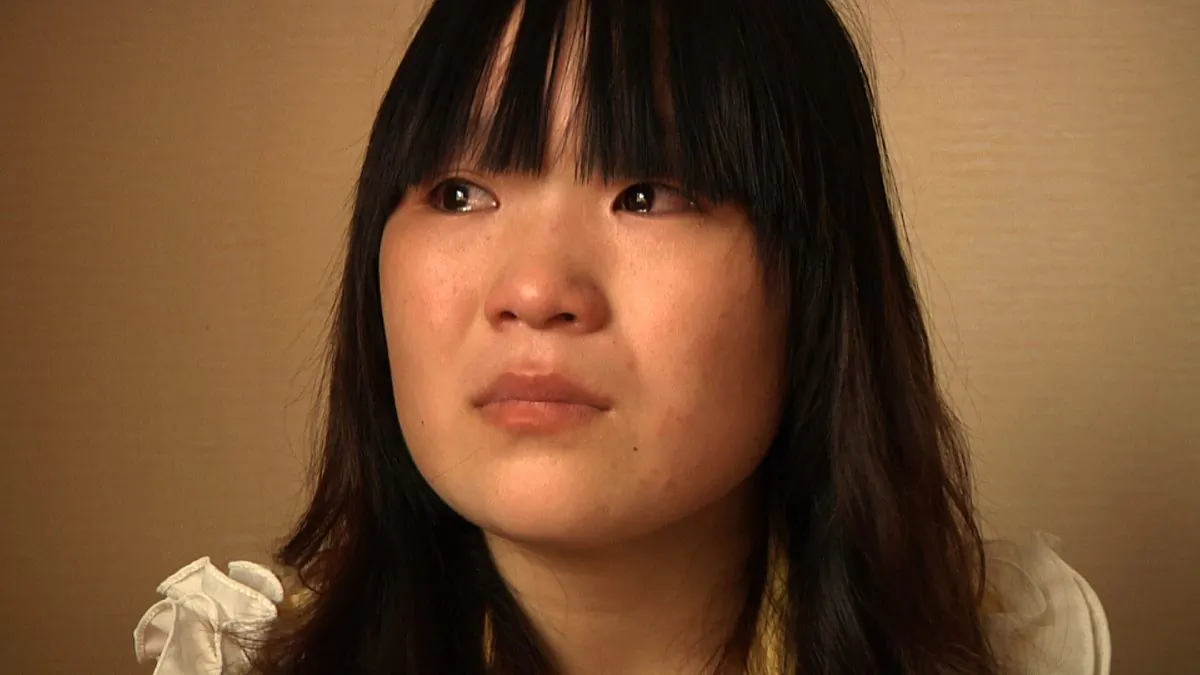 17-year-old Shang Jiaojiao started working in a factory to help support her toiling parents. After cleaning numerous electronics screens with n-hexane, she suffered severe nerve damage and could no longer walk. (Courtesy of Human Rights Watch)