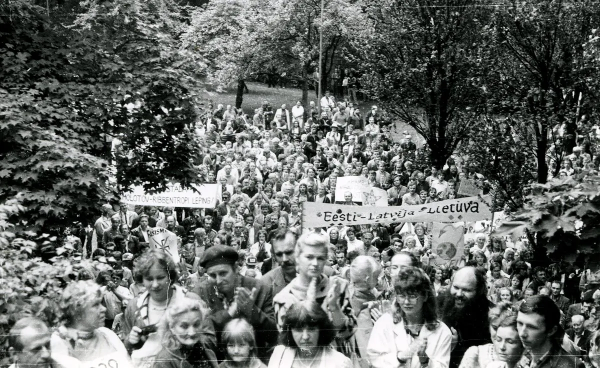 On Aug. 23, 1987, 2,000 to 5,000 people met at Hirve Park in Estonia on the anniversary of the Nazi-Soviet Pact. It was one of the first organized public demonstrations against the Communist Party. (Courtesy of James Tusty)