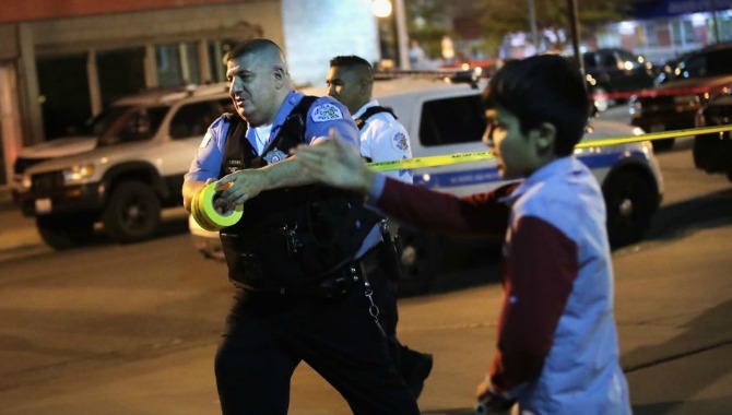 Violent Chicago Independence Day Weekend Ends With Over 100 People Shot