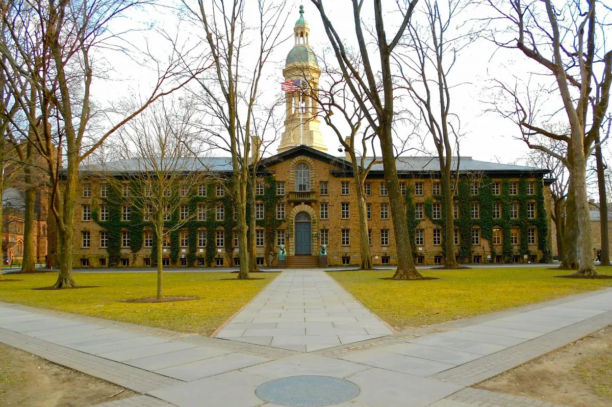 Nassau Hall, Princeton University. (Pixabay)