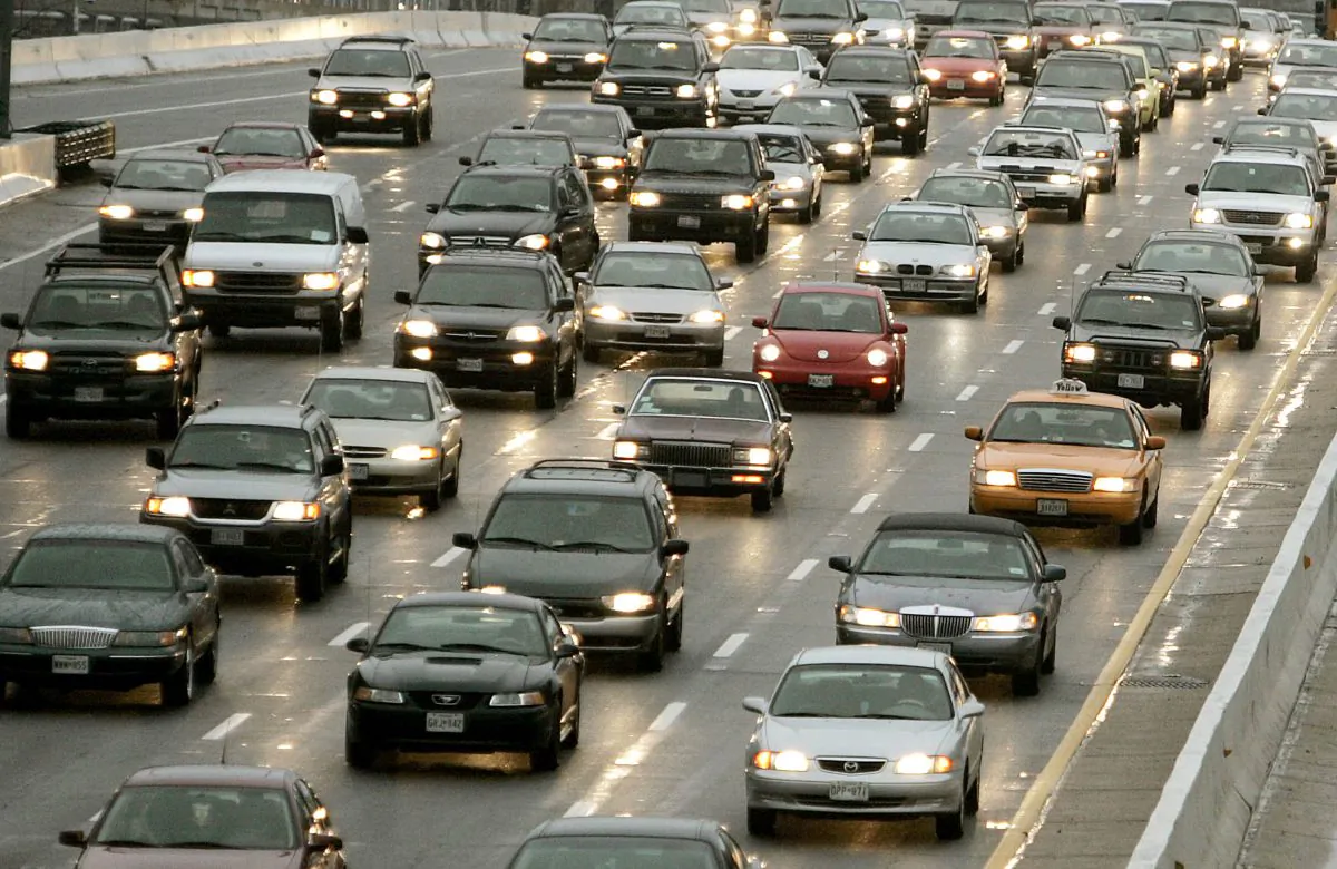 Thanksgiving Day 2018 is Thursday, Nov. 22, and that means that some stores will have odd or truncated hours
Heavy traffic in Washington DC, not far from Arlington.   (Photo by Mark Wilson/Getty Images)
