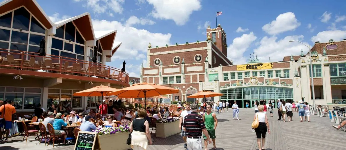 The Asbury Park boardwalk, with the Salt Water Cafe on the left and Convention Hall on the right. (Asbury Park Boardwalk)