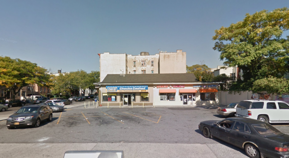 Undated Google Streetview footage: A Dunkin Donuts branch at 1993 Atlantic Ave. in the New York City neighborhood of Brooklyn where a clerk refused to allegedly serve two police officers ice cream on Sunday, July 31, 2017. (Google Maps)