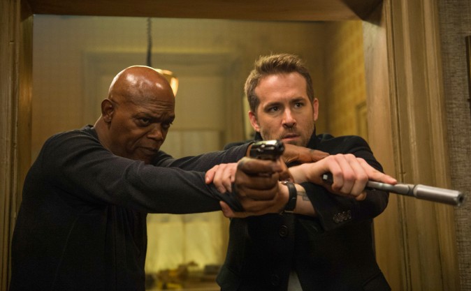 (L–R) Darius Kincaid (Samuel L Jackson), and Michael Bryce (Ryan Reynolds) in 