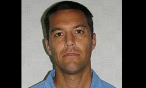 Scott Peterson Claims He 'Wasn't the Last' to See His Wife Laci Alive