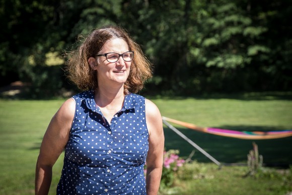 Kim Murphy outside her daughter's home in Plain City, Ohio, on July 29, 2017. (Benjamin Chasteen/The Epoch Times)