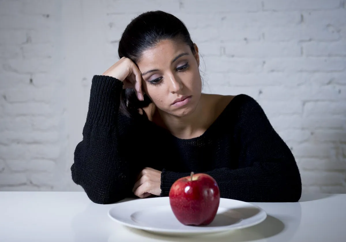 Due to the stress of transitioning from high school to university, many students develop eating disorders. (Marcos Mesa Sam Wordley/Shutterstock)
