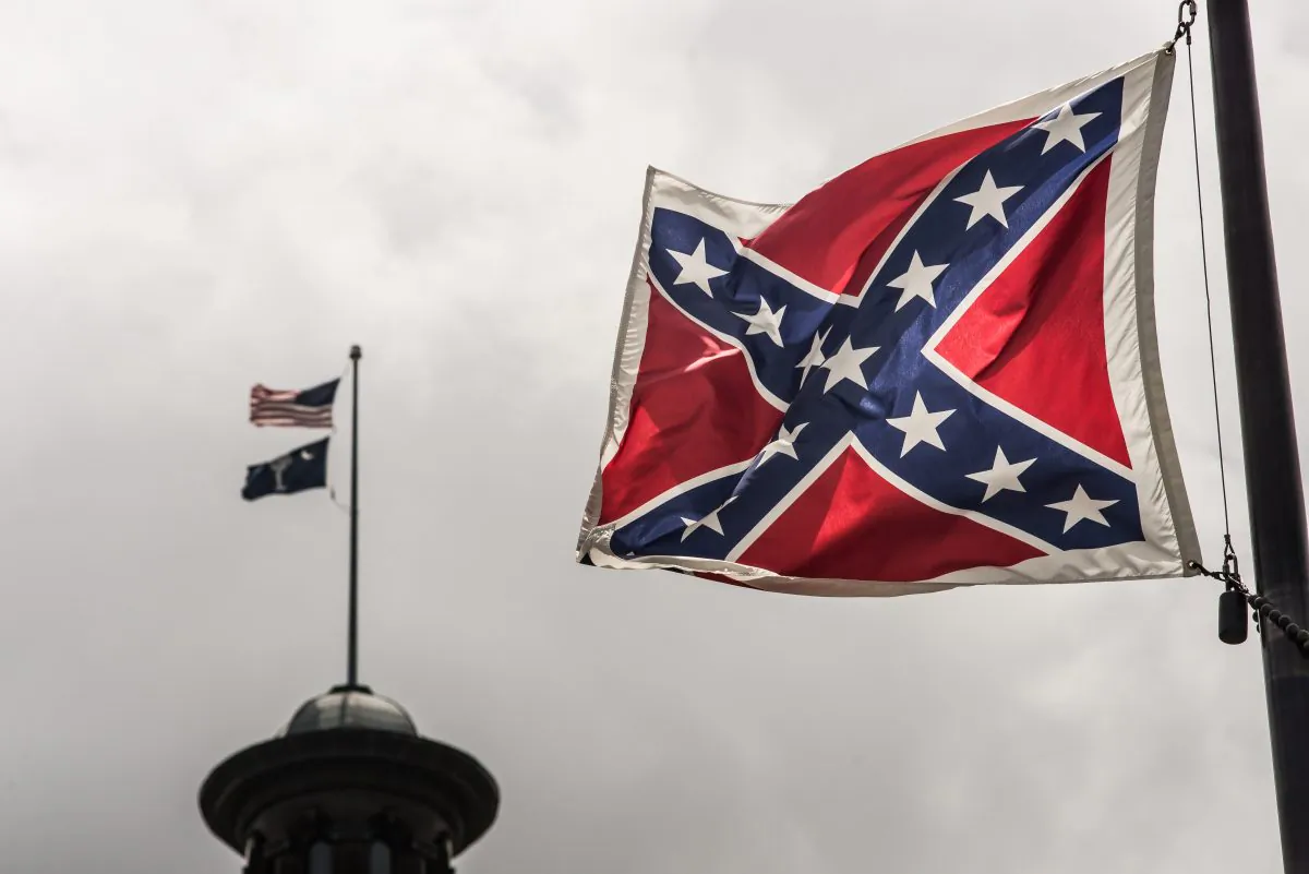 The Confederate battle flag flies at the South Carolina state house grounds in Columbia, S.C., on July 8, 2015.  (Sean Rayford/Getty Images)