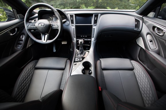 Infiniti Q50 interior (Infiniti)