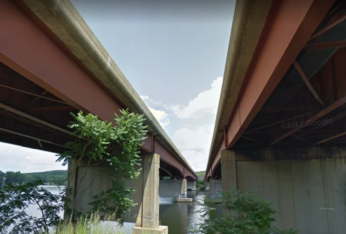 A seven-year-old girl was abducted, strangled, and thrown from the I-290 bridge crossing Lake Quinsigamond before swimming to shore and eventually sharing her story with police. (Screenshot via Google Maps)