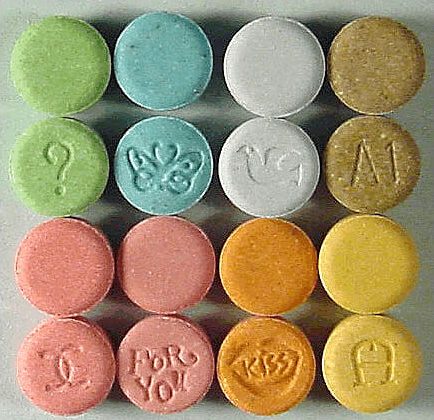 Australians are consuming an estimated 15.7 tonnes of methylamphetamine, cocaine, MDMA, and heroin. Ecstasy tablets which may contain MDMA (Image DEA)