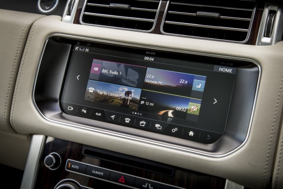 InControl 10" touchscreen. (Courtesy of Land Rover) 