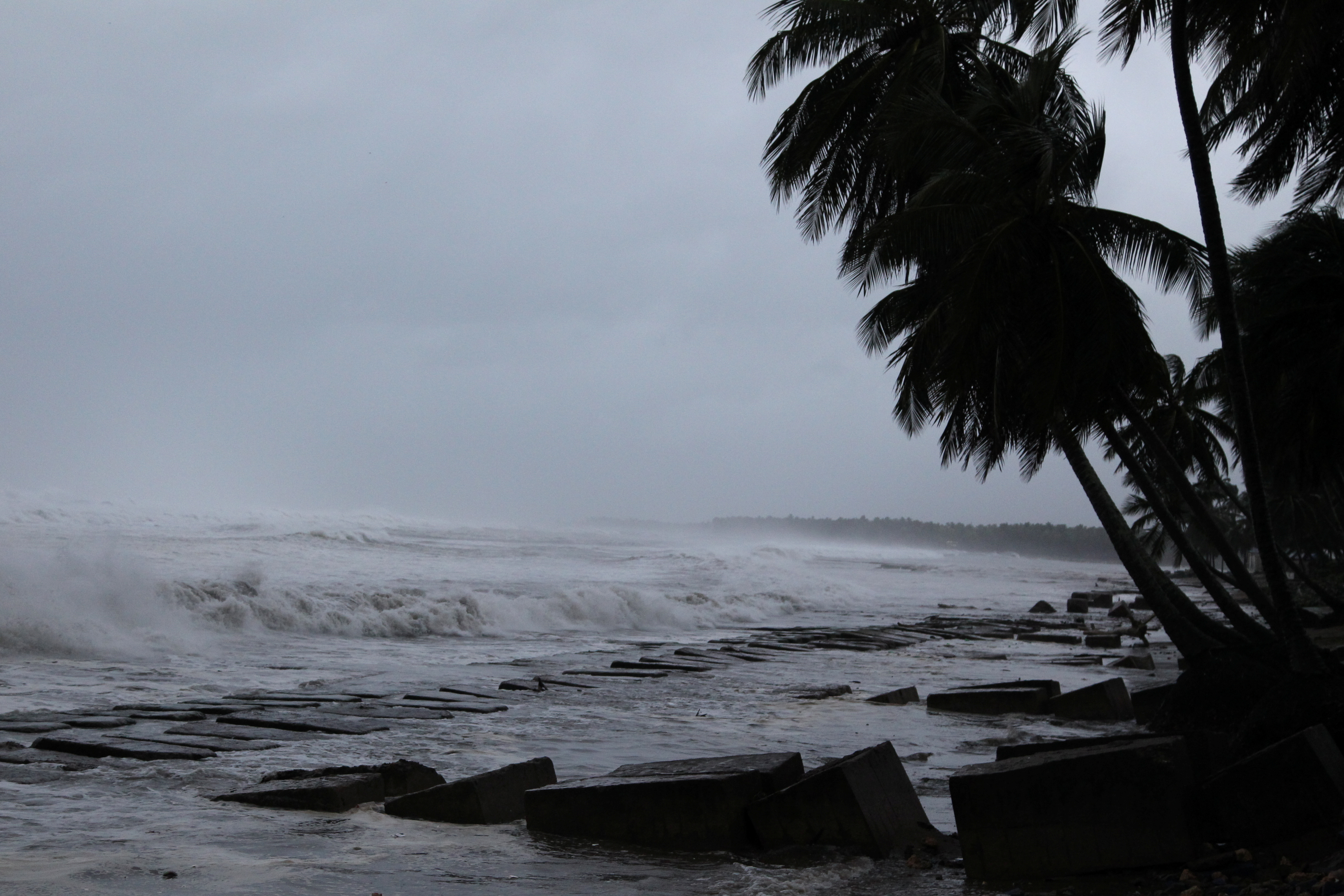 Waves crash along the shores as Hurricane Irma moves off from the northern coast of the Dominican Republic, in Nagua. REUTERS/Ricardo Rojas