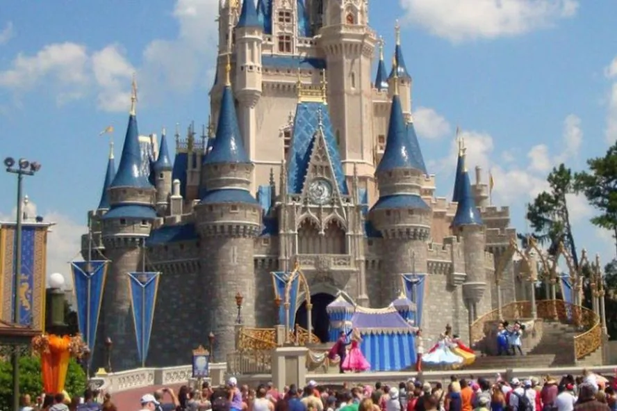 Disney World near Orlando, Florida. (Childzy at en.wikipedia)