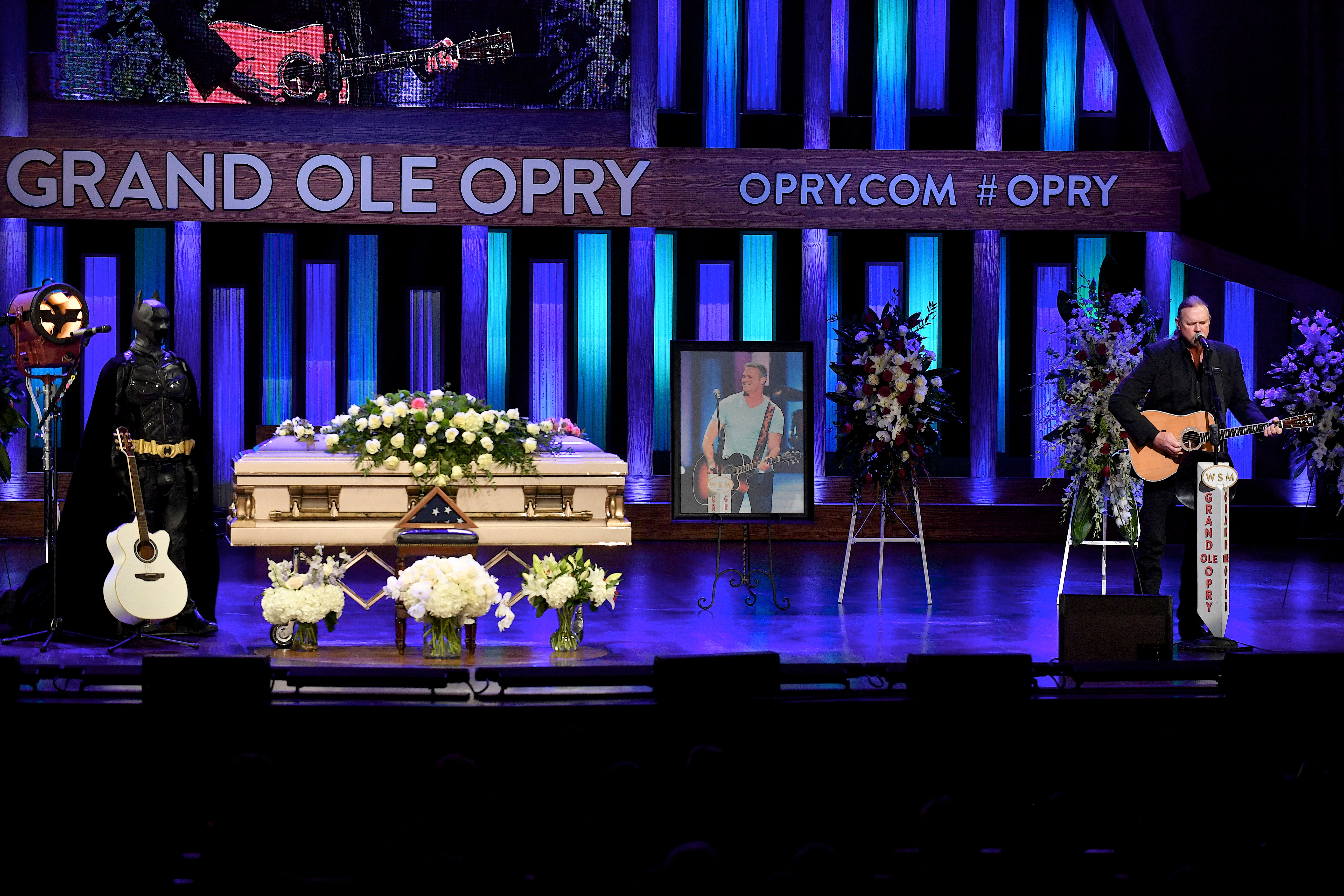 Recording Artist Trace Adkins performs during the Celebration Of Life For Troy Gentry at Grand Ole Opry House on September 14, 2017 in Nashville, Tennessee. (Photo by Jason Davis/Getty Images)