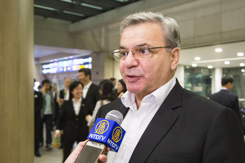Epoch Times Photo