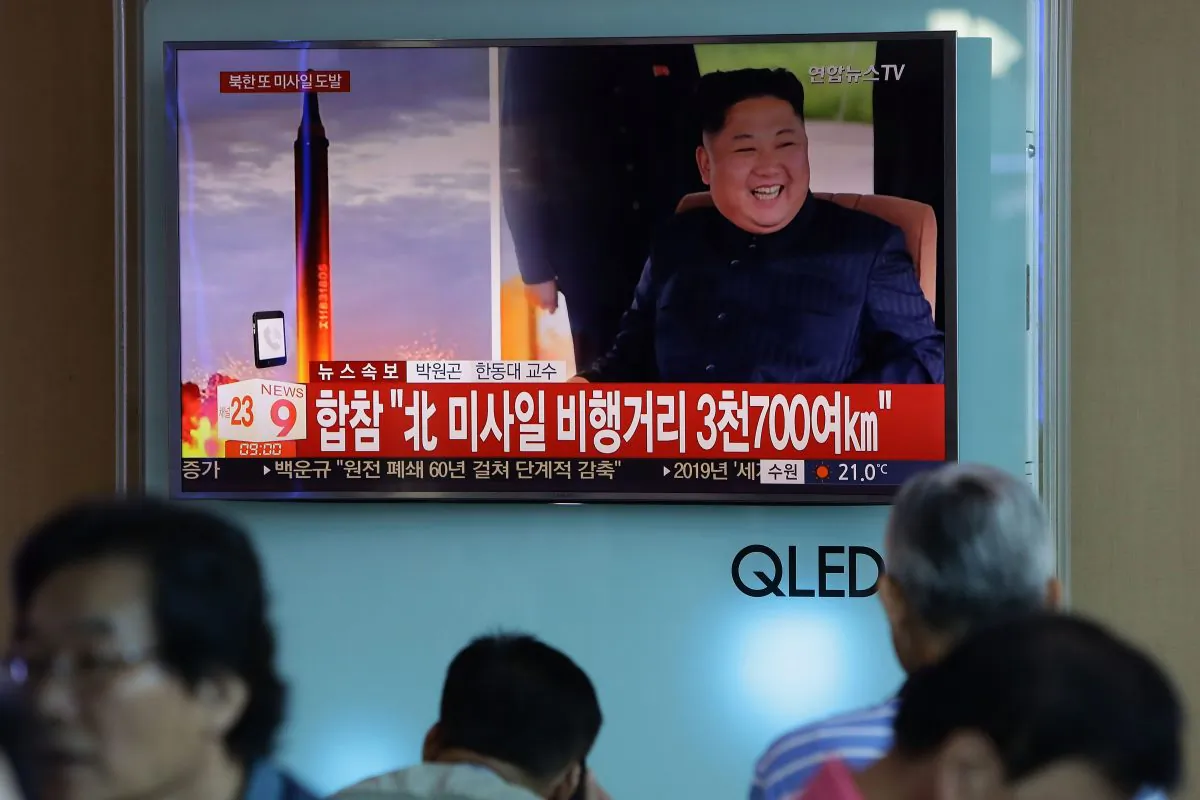 People watch a television broadcast reporting the North Korean missile launch at the Seoul Railway Station in Seoul, South Korea on Sept. 15, 2017. (Chung Sung-Jun/Getty Images)