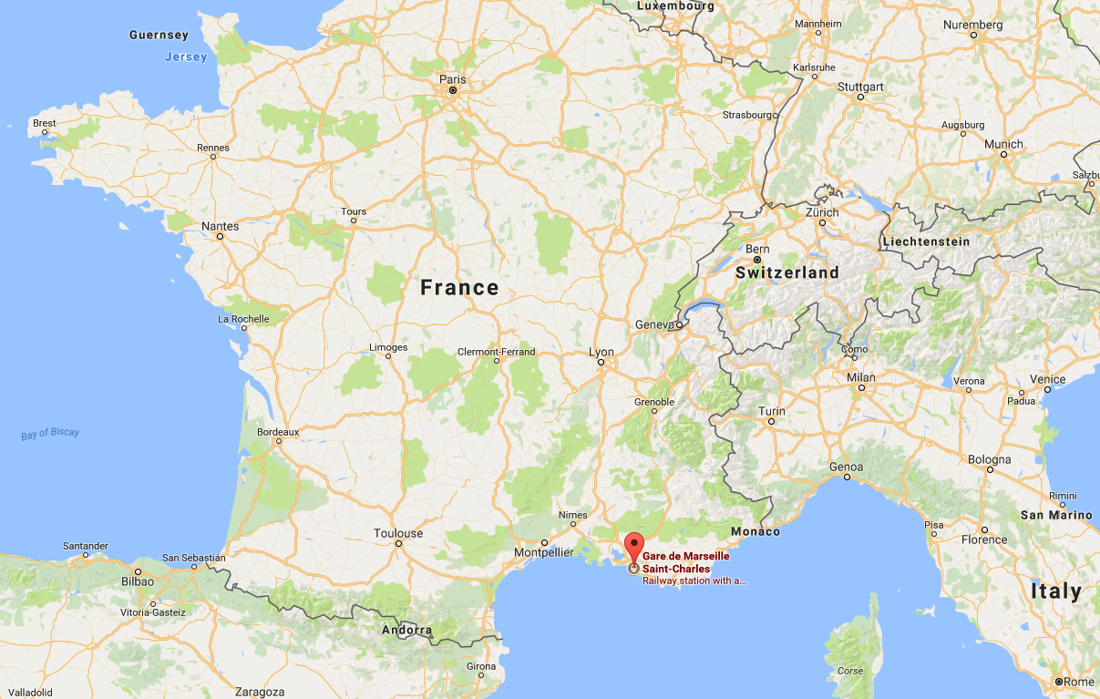 4 US Students Attacked With Acid at French Train Station