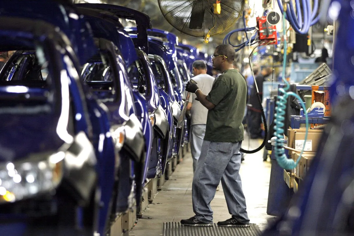 Assembly line at the Ford Motor’s Assembly Plant, Dec. 14, 2011, in Wayne, Michigan. A new industry report says that U.S. manufacturers remain the prime targets for cyberattack and cyberespionage by malicious hackers. (Bill Pugliano/Getty Images)