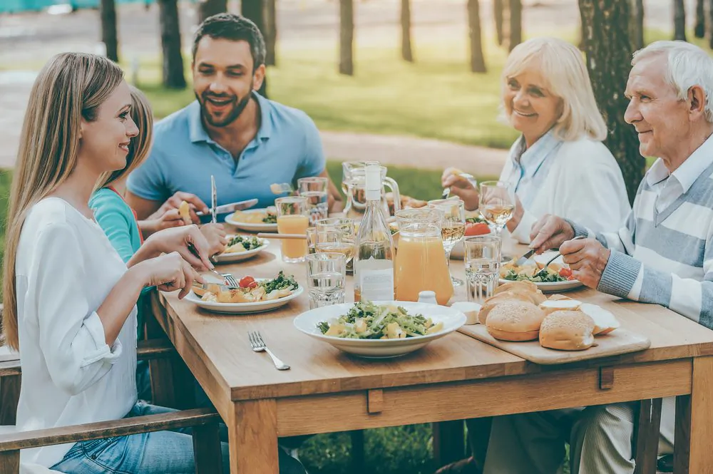 When the people in our lives know that we are looking to be on their side, rather than against them, they can also focus on being on our side, rather than contending with us. (g-stockstudio/Shutterstock)