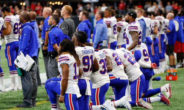 Nfl Week 4 Protests Dozens Kneel Sit And Raise Fists