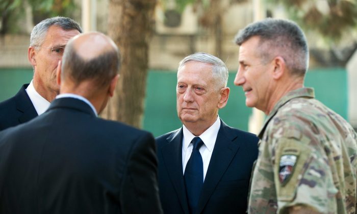 Defense Secretary Jim Mattis speaks with U.S. military and NATO leaders during a visit to the Resolute Support headquarters in Kabul, Afghanistan, on Sept. 27, 2017. (DoD photo by Air Force Staff Sgt. Jette Carr)