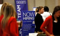 US Firms Added a Strong 271,000 Jobs in December: Survey