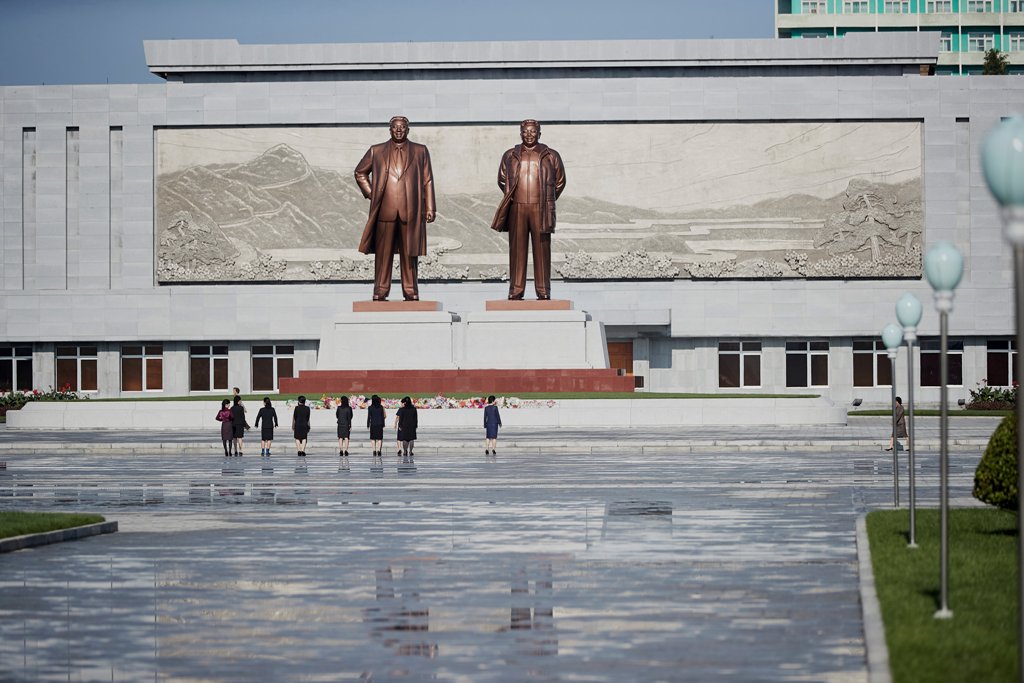 Statues of former leaders Kim Il Sung and Kim Jong Il are seen in Wonsan, North Korea October 2016. (Christian Peterson-Clausen/Handout via Reuters)
