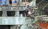 FBI Looks Into Complaints of Local Government Corruption in Distribution of Relief Goods