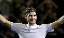 Federer Brushes Aside Nadal to Win Shanghai Masters