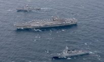 US Carrier Patrols Off Korean Peninsula in Warning to Pyongyang