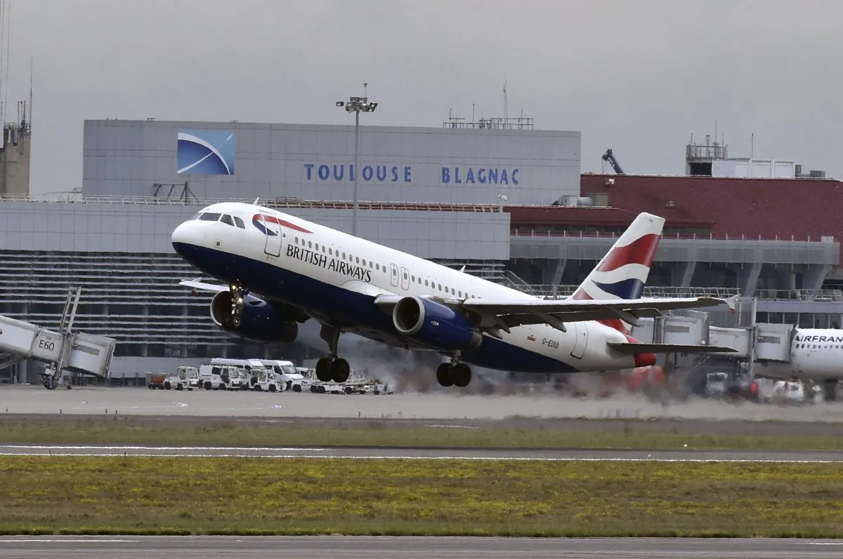 An Airbus A320 of British Airways airline takes off from the Toulouse-Blagnac airport, near Toulouse, on Oct. 19, 2017. (Pascal Pavani/AFP/Getty Images)