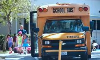 State Lawmaker Proposes Dress Code for Parents at Schools