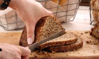 Eat Whole Grains and Less Meat to Avoid Colon Cancer: Study