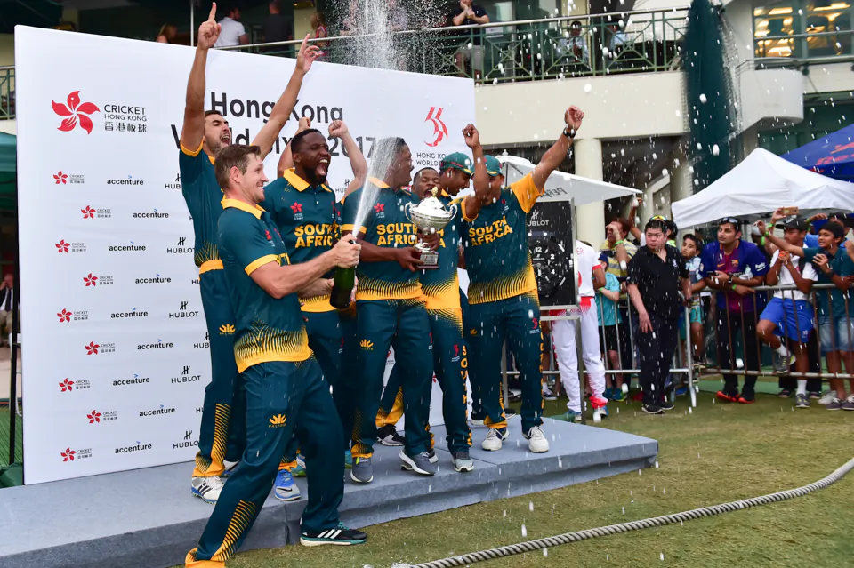 South Africa celebrate winning the Hong Kong World Cricket Sixes Cup following completion of the 2 day tournament at KCC on Sunday Oct 29, 2017 (Bill Cox/Epoch Times).